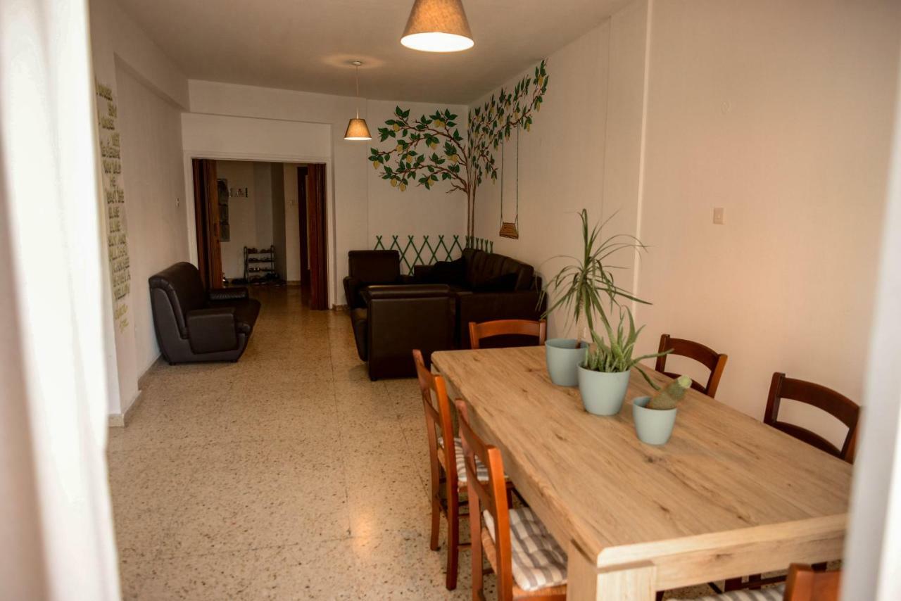 Katka Hostel ラルナカ エクステリア 写真